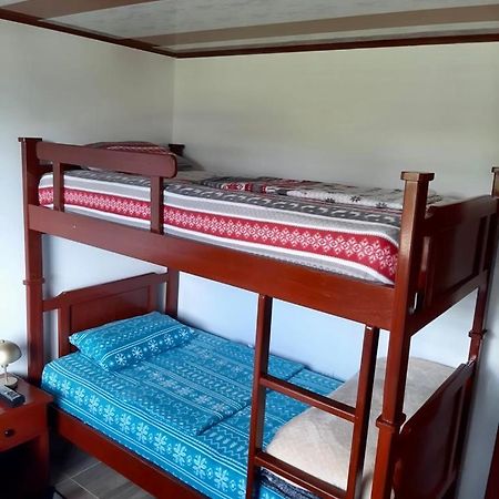 Hostal 7 Colores Hotel Murillo  ภายนอก รูปภาพ